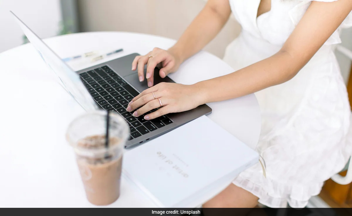 Woman Opens Up About Career Comeback, Success After 2 Layoffs: "Not Ashamed"