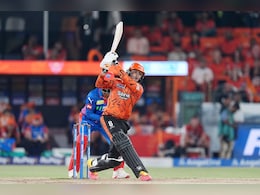 Abhishek Sharma: अभिषेक शर्मा का IPL में तहलका, 135 रन की पारी में रचा इतिहास, टी-20 में बनाया  WORLD RECORD, ऐसा करने वाले इकलौते बल्लेबाज