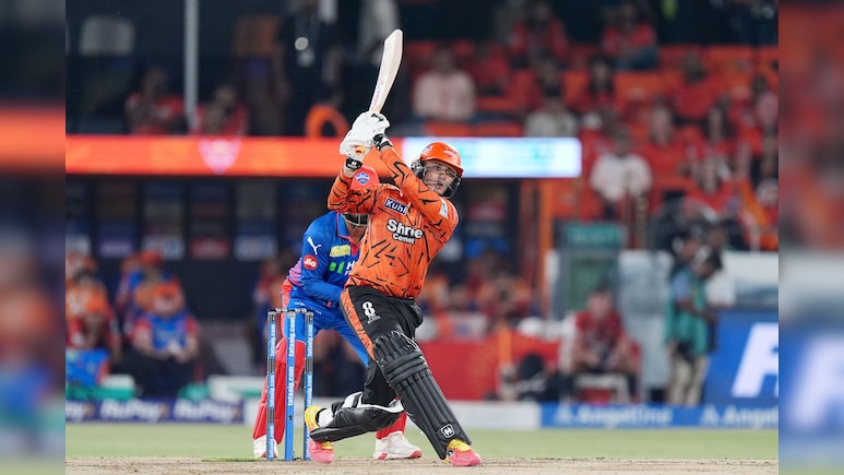 Abhishek Sharma: अभिषेक शर्मा का IPL में तहलका, 135 रन की पारी में रचा इतिहास, टी-20 में बनाया  WORLD RECORD, ऐसा करने वाले इकलौते बल्लेबाज