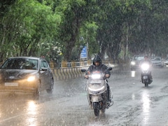 Weather Today: आज क्या फिर बारिश होगी? दिल्ली NCR में शिमला-मनाली जैसा मौसम, यूपी-एमपी से पंजाब-हरियाणा तक वेदर अपडेट
