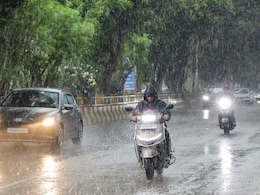 Weather Today: आज क्या फिर बारिश होगी? दिल्ली NCR में शिमला-मनाली जैसा मौसम, यूपी-एमपी से पंजाब-हरियाणा तक वेदर अपडेट