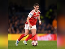 Arsenal Fend Off Chelsea To Reach Womens Champions League Semi-Finals; Bayern Beat Manchester United