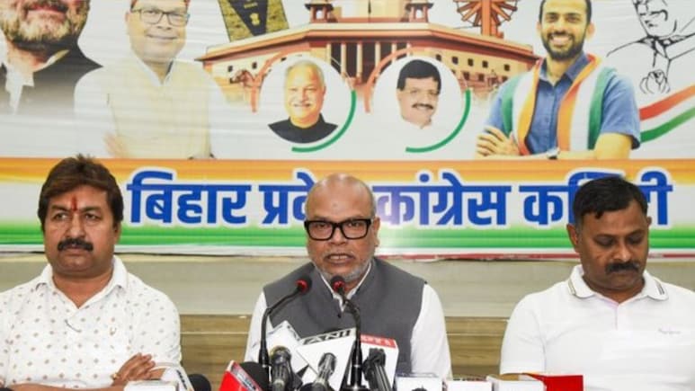Bihar: कांग्रेस जिलाध्यक्षों की सूची पर बवाल, सवर्ण की संख्या पर भड़के कार्यकर्ता, शुरु हुआ डैमेज कंट्रोल