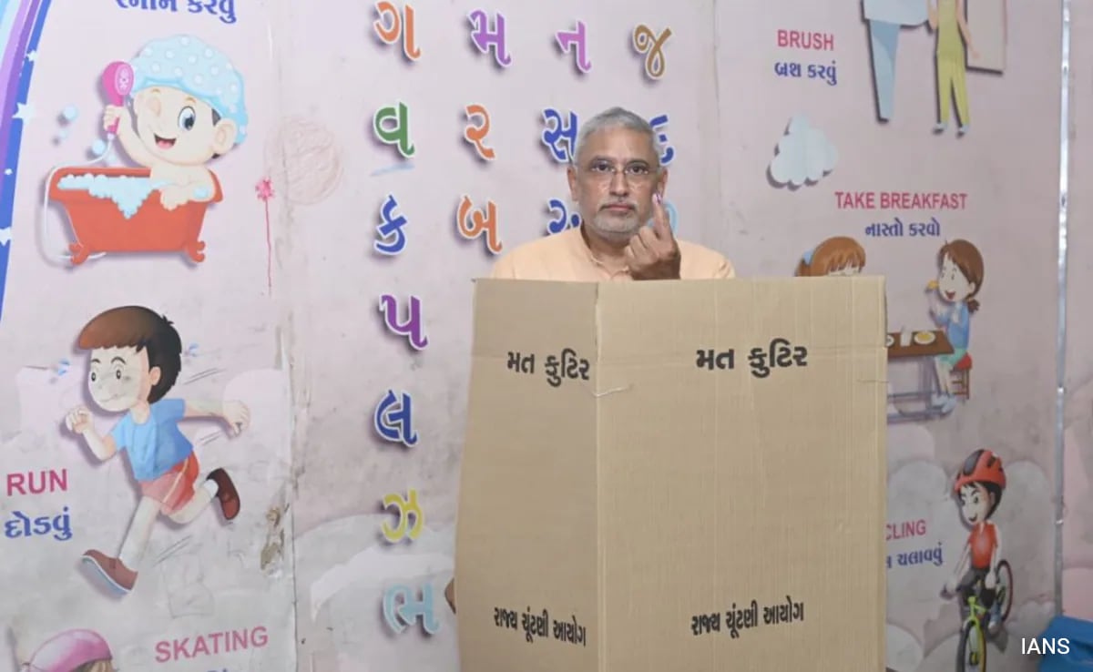 Voting Begins For Gujarat Local Body Polls, Amit Shah To Vote In Ahmedabad
