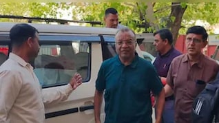 "र&zwj;िटायर्ड IAS सुबोध अग्रवाल को जेल में जान का खतरा", वकील ने स्&zwj;पेशल सेल और सुरक्षा मांगी