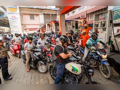 Petrol Diesel Price Today: आज 21 मई को पेट्रोल-डीजल के नए रेट जारी, कहां महंगा और कहां सस्ता? टंकी फुल कराने से पहले चेक करें ताजा भाव