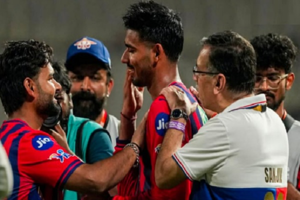 मुकुल चौधरी ने दिलाई जीत, खुद को रोक नहीं पाए संजीव गोयनका, भागे चले गए मैदान पर, लगा लिया गले से