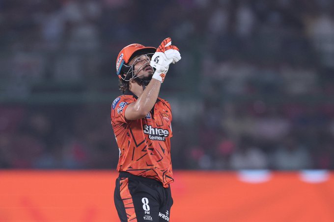 Ishan Kishan: ईशान किशन का IPL में तहलका, धोनी का महारिकॉर्ड तोड़ मचाई खलबली