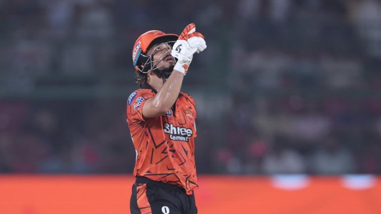 Ishan Kishan: ईशान किशन का IPL में तहलका, धोनी का महारिकॉर्ड तोड़ मचाई खलबली