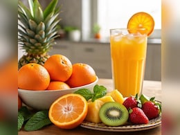 आंवला से लेकर पपीता तक, लिवर के लिए सुरक्षा कवच से कम नहीं हैं ये 7 चीजें, रोजाना सेवन से मिलेंगे कई फायदे