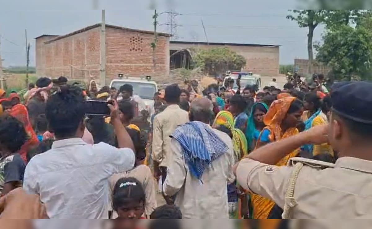 पति ने पत्नी की बेरहमी से हत्या, लाश को गड्ढे में दफनाया, फिर खुद थाने पहुंचकर बोला- 'मैंने उसे मार डाला'