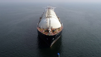 LNG Tankers Make U-Turns From Hormuz As Iran Keeps Strait Shut