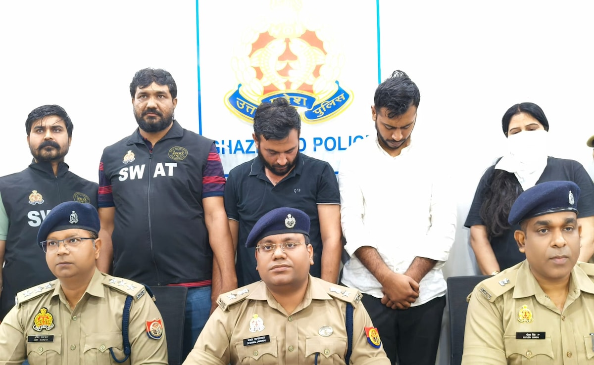 गाजियाबाद: ग्रेजुएट महिला और MBA पास युवक ने बिल्डर से मांगी 10 करोड़ की रंगदारी, फुलप्रूफ प्लान भी हो गया फेल 