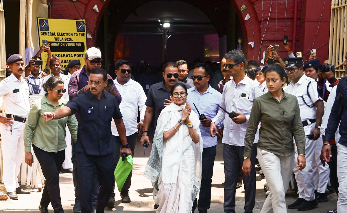 'सरकार हम ही बनाएंगे'... भवानीपुर सीट से नामांकन के बाद ममता बनर्जी की हुंकार