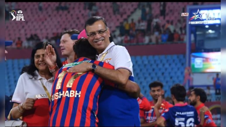 LSG vs RR: एक और हार से टूटे ऋषभ पंत, मैदान पर जाकर टीम के मालिक संजीव गोयनका ने लगाया गले से, जीता दिल