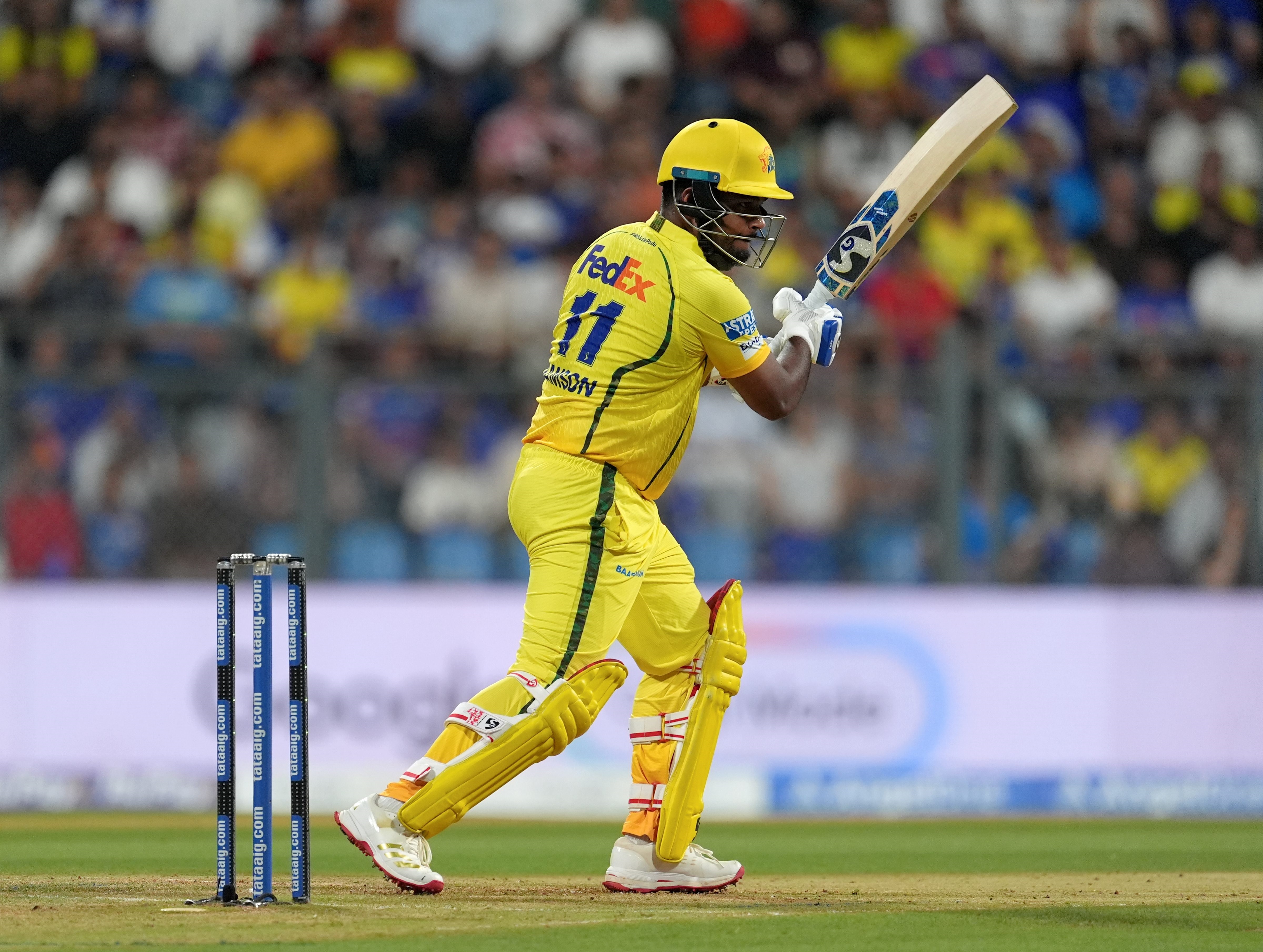 MI vs CSK LIVE Score, IPL 2026: 0,0,0,W...बुमराह ने बरपाया कहर, मुंबई को मिली पांचवीं सफलता