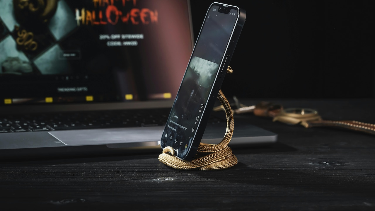 Why Cheap Dashboard Phone Mounts Fail In Summer And How To Pick Good Ones