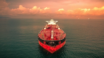 Qatar LNG Vessels U-Turn After Attempt To Pass Through Hormuz