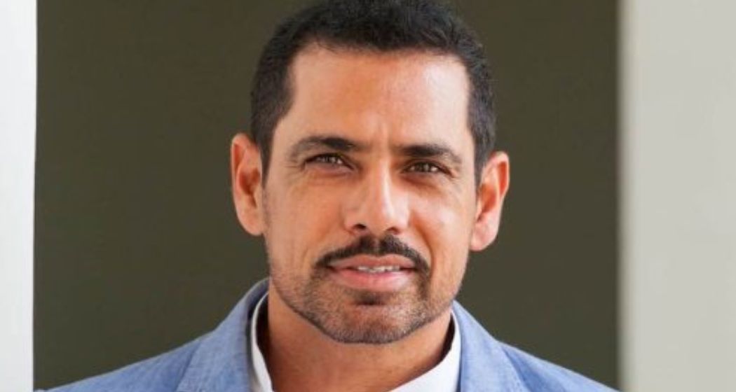 गुरुग्राम लैंड स्कैम: रॉबर्ट वाड्रा समेत 9 आरोपियों को कोर्ट का समन गुरुग्राम लैंड स्कैम: रॉबर्ट वाड्रा समेत 9 आरोपियों को कोर्ट का समन