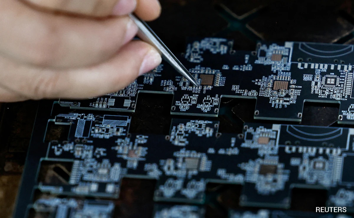 Iran War Disrupts The Circuit Board Supply Chain, Raises Costs For Tech Firms