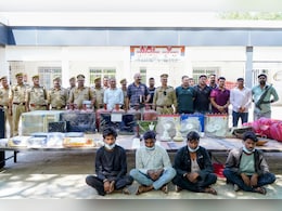 सरकारी संस्थान टारगेट, चोरी का अनोखा तरीका... ​इटावा में शातिर 'वेकेशन गैंग' का भंडाफोड़