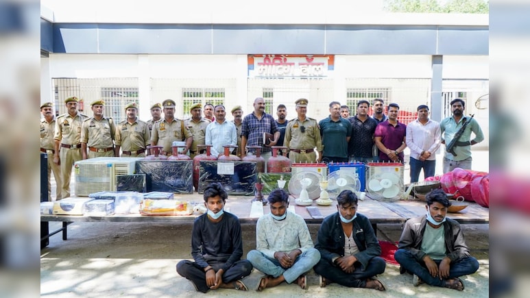 सरकारी संस्थान टारगेट, चोरी का अनोखा तरीका... ​इटावा में शातिर 'वेकेशन गैंग' का भंडाफोड़