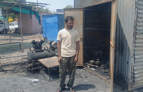 गुजरात: बाइक की मामूली टक्कर और भड़की हिंसा के बाद सब खत्म! प्रवासी बिहारी साबिर ने बयां किया वो खौफनाक मंजर