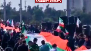 Iranians Form Human Chains to Protect Infrastructure