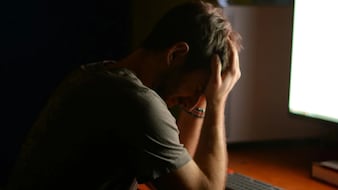 Techie Says Jobless Flatmate Getting 'Stressed And Quiet', Internet Reacts