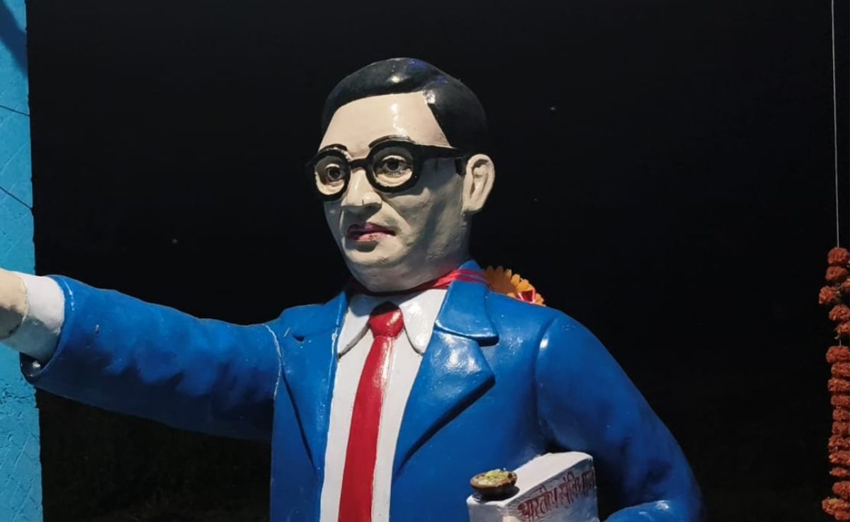 मुरादाबाद में आंबेडकर पार्क में मूर्ति खंडित होने के बाद पथराव, दलित समाज ने BJP नेता पर लगाया उत्पीड़न का आरो