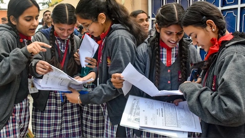 CBSE Class 12 result 2026: अब टीचर पेन-पेपर मोड में नहीं चेक करेंगे कॉपी, बदल गया तरीका, जानिए इसके फायदे