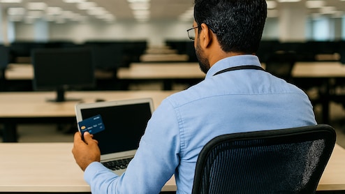 कर्मचारी ने ऑफिस के क्रेडिट कार्ड से खर्च किए 27 लाख रुपये, वापस मांगे तो बॉस को भेजीं अश्लील तस्वीरें