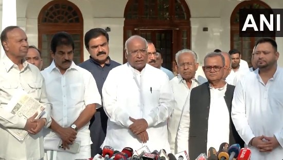 बिल का विरोध करेंगे, लेकिन हम महिला आरक्षण के खिलाफ नहीं...इंडिया ब्लॉक की बैठक के बाद खरगे