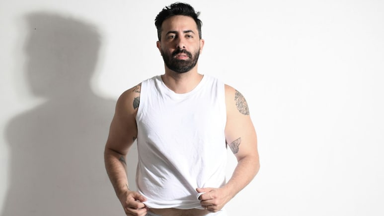 अब गर्मियों में नहीं सताएगा पसीना, 1000 रुपये के अंदर आ चुके हैं Mens Neck Vests