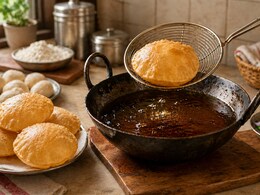 बार-बार पूड़ी-पकौड़ी तलने से काला हो गया है तेल? फेंके नहीं, जान लें इसे साफ करके दोबारा इस्तेमाल करने का सही तरीका