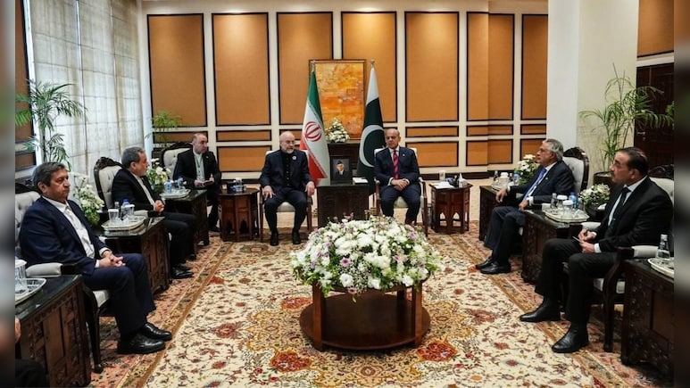 इस्लामाबाद में ईरान, अमेरिका और पाकिस्तान के बीच त्रिपक्षीय वार्ता शुरू, होर्मुज स्ट्रेट और लेबनान का मुद्दा अहम