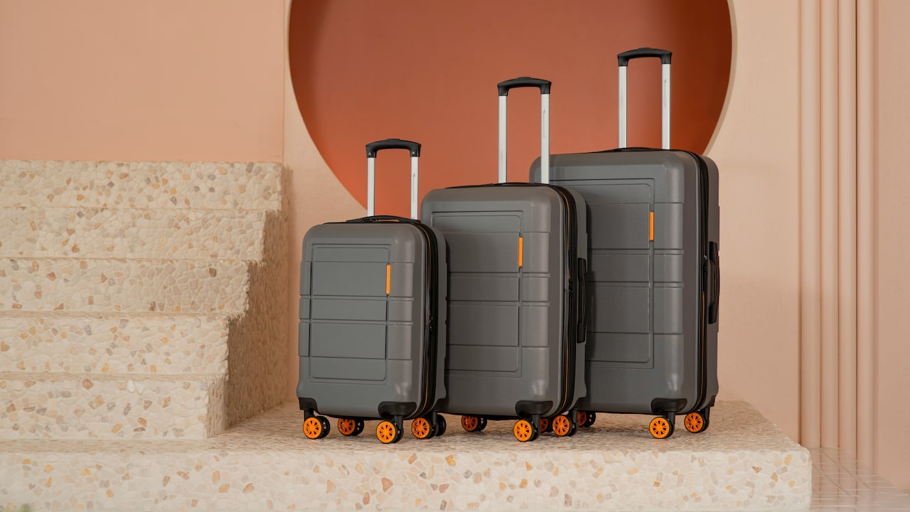 Amazon Serve Sale brings spacious trolley bags at 70% off