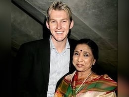 "<i>Haan Main Tumhara Hun</i>": The Story Behind Asha Bhosle, Brett Lee's Iconic Song