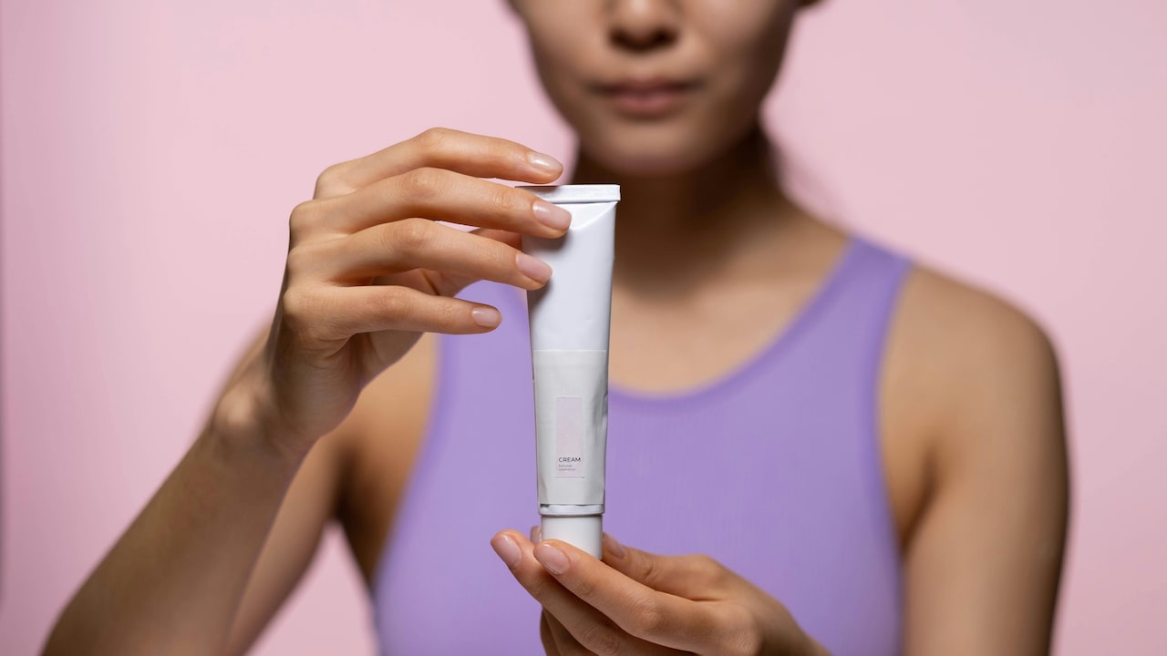 5 Best Kojic Acid Creams for this Summer Under Rs. 1000