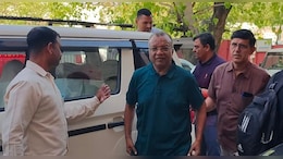 जेजेएम घोटाला: र&zwj;िटायर्ड IAS सुबोध अग्रवाल को कोर्ट में किया पेश, मीड&zwj;िया के सामने पूर्व CS सुधांश पंत का ल&zwj;िया नाम