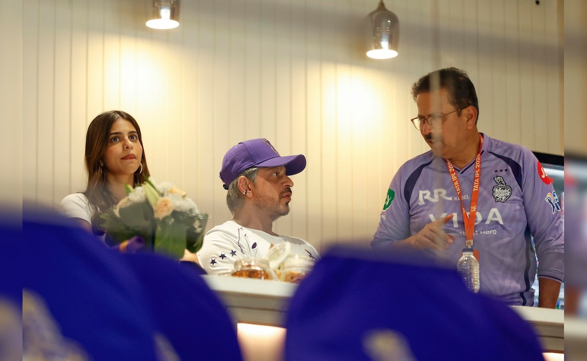 Shah Rukh Khan In Intense Chat With KKR CEO Venky Mysore After Team Goes 2 Down vs PBKS. Internet On Overdrive