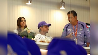 'KING खान' शाहरुख का बदला मिजाज,  केकेआर के परफॉर्मेंस को लेकर CEO वेंकी मैसूर पर बरसे? देखें Video