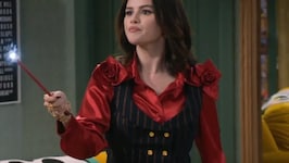 Selena To Make Directorial Debut With Wizards Beyond Waverly Place Finale
