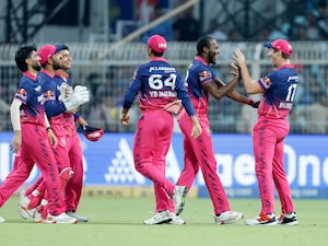 IPL 2026 Live: Jadeja Scalps Big Wicket; KKR Go 5 Down In Chase vs RR