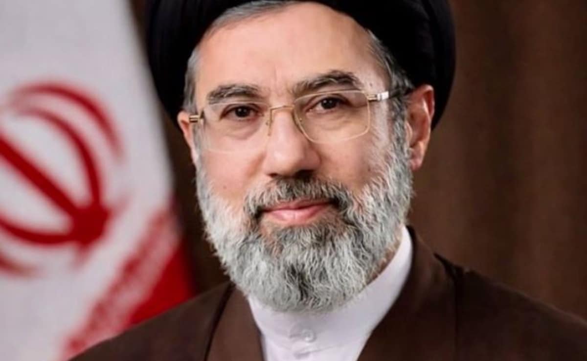 अमेरिका से होने वाली फाइनल वार्ता से पहले ईरान के सुप्रीम लीडर मुज्तबा खामेनेई ने डील की शर्त बता दी