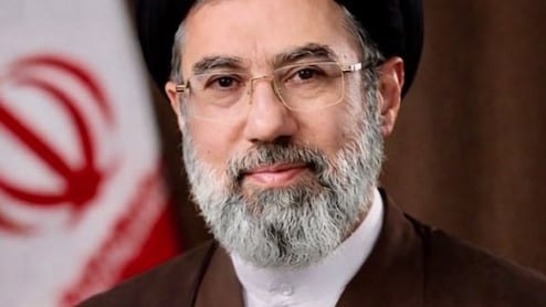 'नई कड़वी हार देने के लिए तैयार', मोजतबा खामेनेई ने US को दी चेतावनी