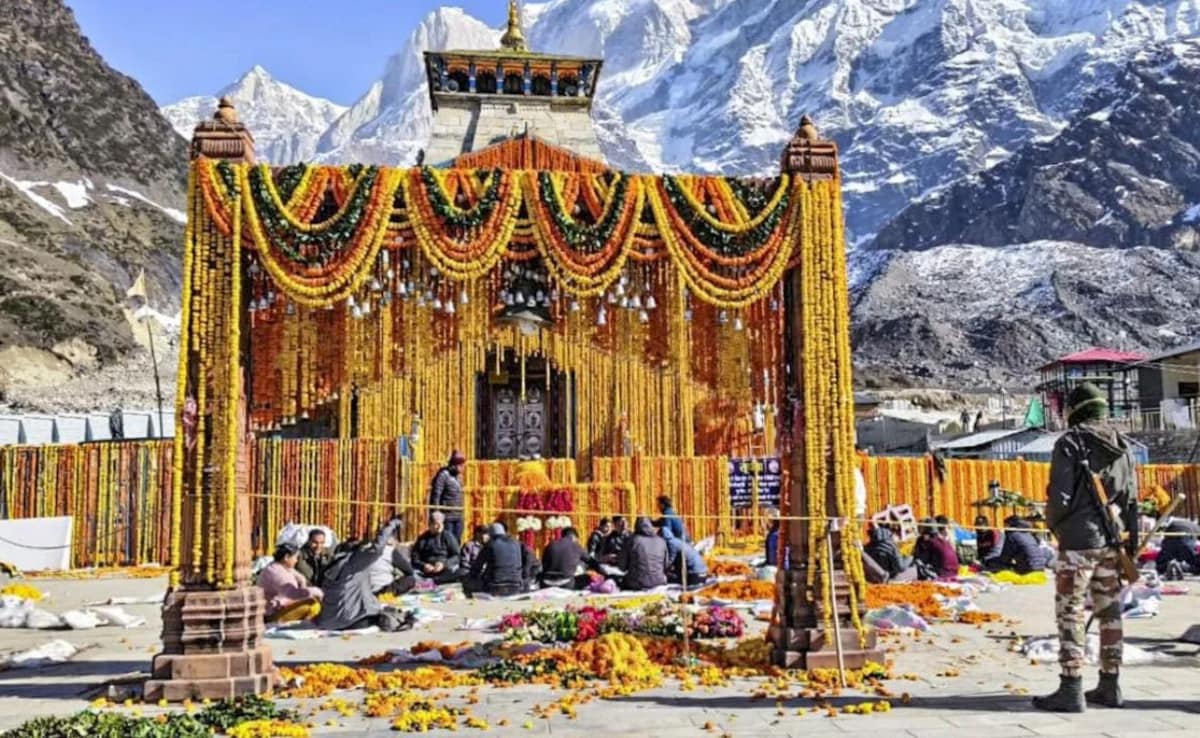 आज इस शुभ मुहूर्त में खुलेंगे Kedarnath Dham के कपाट: 51 क्विंटल फूलों से सजा मंदिर, मोबाइल बैन, यात्रा से पहले जान लें जरूरी बातें
