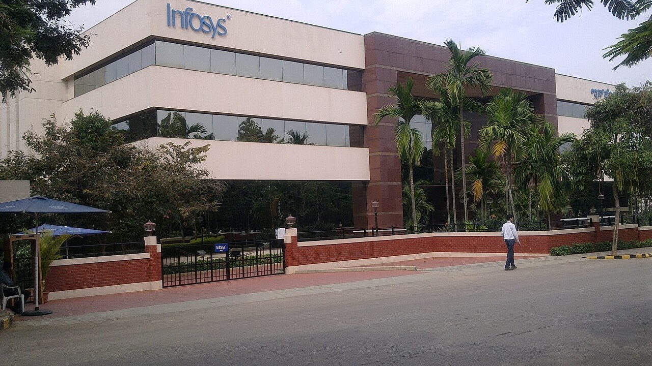 Green Card Freeze? Infosys Shrugs Off US PERM Suspension, Sees No Material Blow: Here's Why