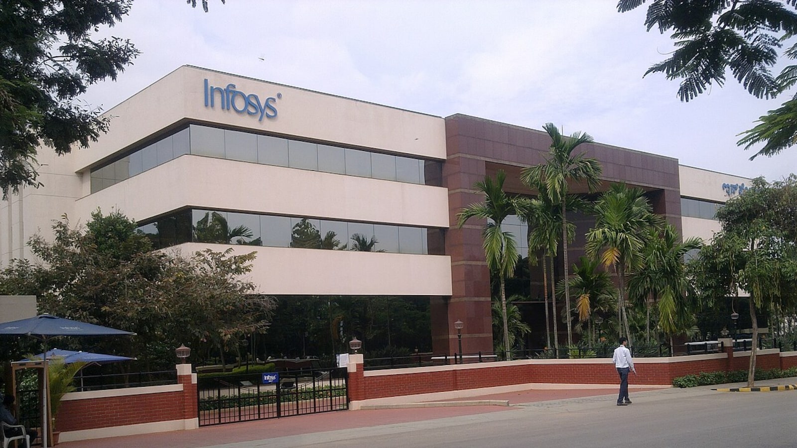 Infosys Q2 Results: A Mixed Bag of Flat Net Profit and Revenue Growth