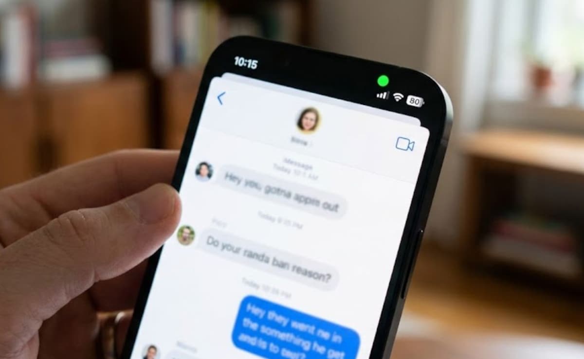 फोन की स्क्रीन पर दिखने वाला हरा डॉट क्या है? जानिए इसका असली मतलब